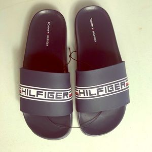 Tommy Hilfiger slides size 8 new!